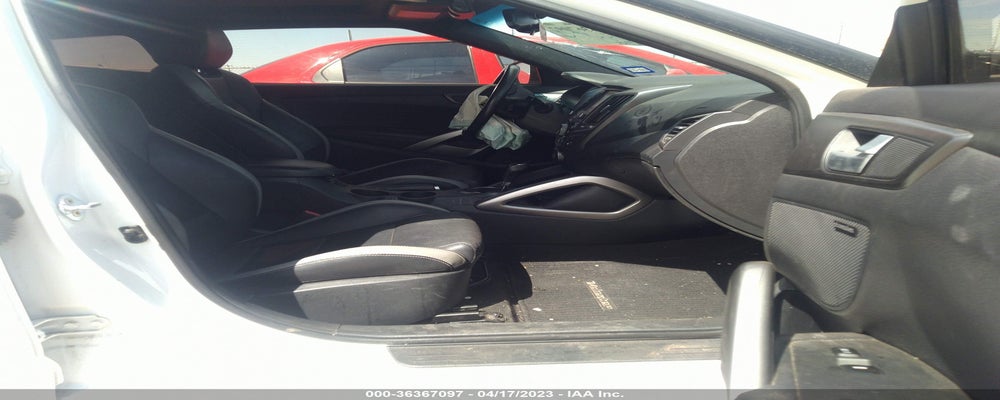 KMHTC6AE5GU299100 2016 HYUNDAI VELOSTER photo no. 5
