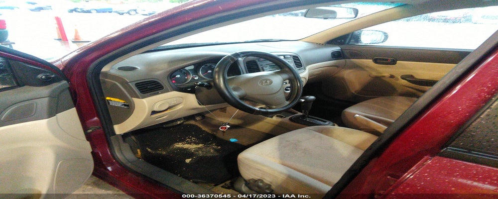 KMHCN4AC4AU526748 2010 HYUNDAI ACCENT photo no. 5
