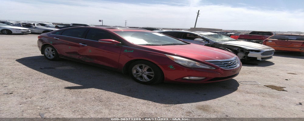 5NPEC4ACXBH120097 2011 HYUNDAI SONATA photo no. 24