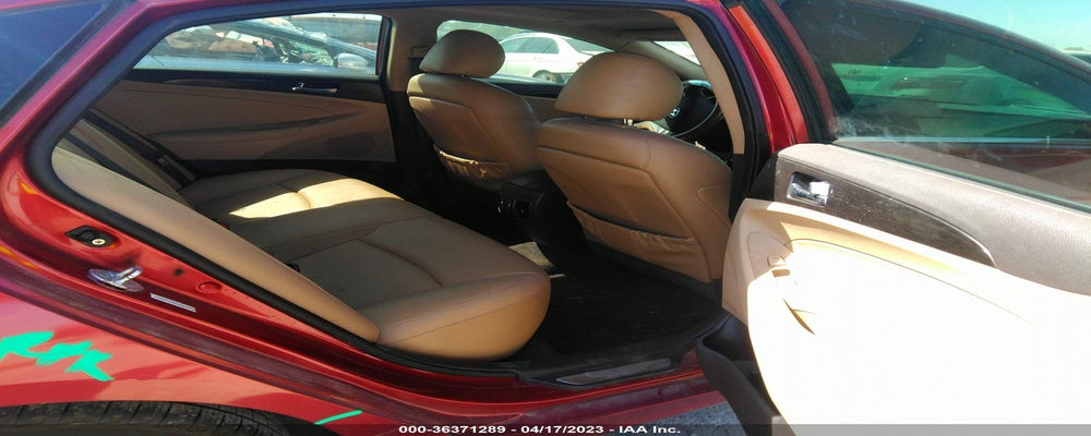 5NPEC4ACXBH120097 2011 HYUNDAI SONATA photo no. 8