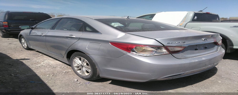 5NPEB4AC7BH028500 2011 HYUNDAI SONATA photo no. 3