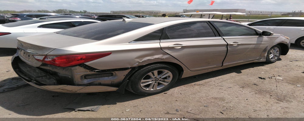 5NPEB4AC7BH237509 2011 HYUNDAI SONATA photo no. 4