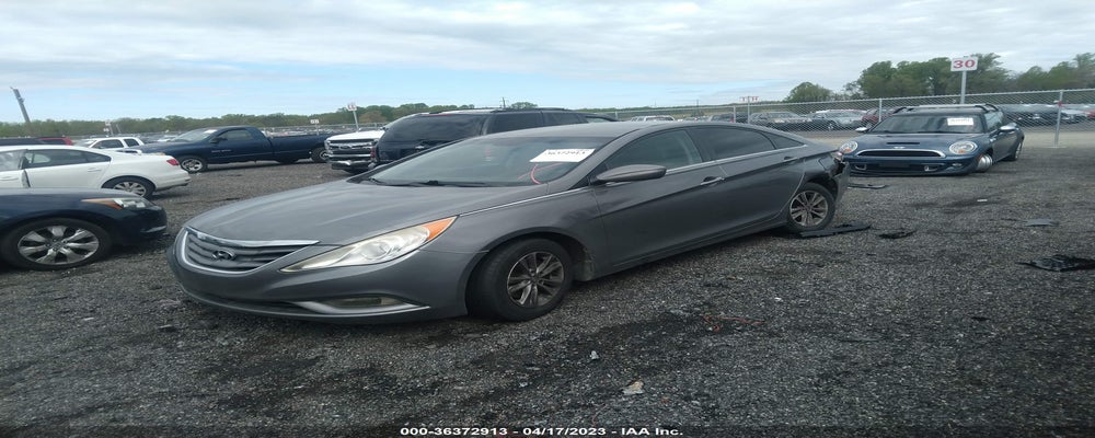 5NPEB4AC0DH540957 2013 HYUNDAI SONATA photo no. 2