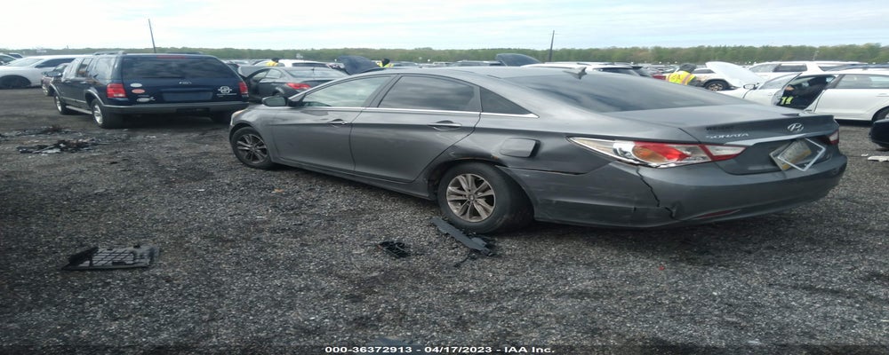 5NPEB4AC0DH540957 2013 HYUNDAI SONATA photo no. 3