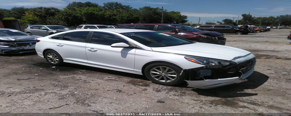 5NPE24AF3JH614426 2018 HYUNDAI SONATA photo no. 9