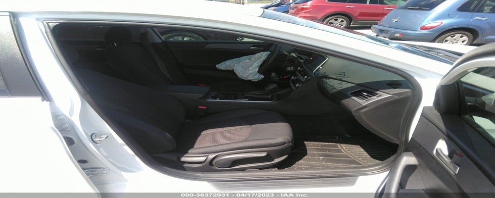 5NPE24AF3JH614426 2018 HYUNDAI SONATA photo no. 5