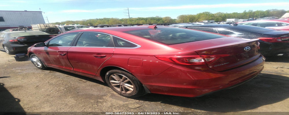 5NPE24AFXFH144743 2015 HYUNDAI SONATA photo no. 3