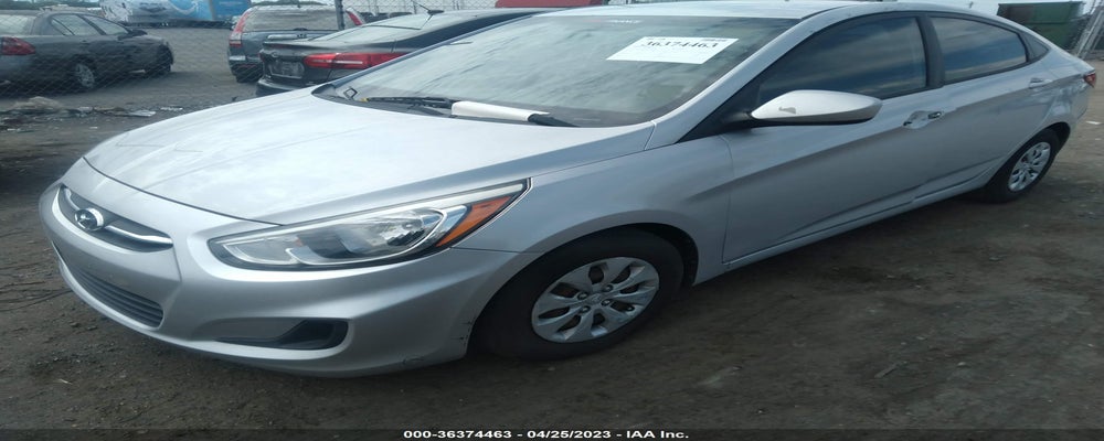 KMHCT4AE4FU792141 2015 HYUNDAI ACCENT photo no. 2