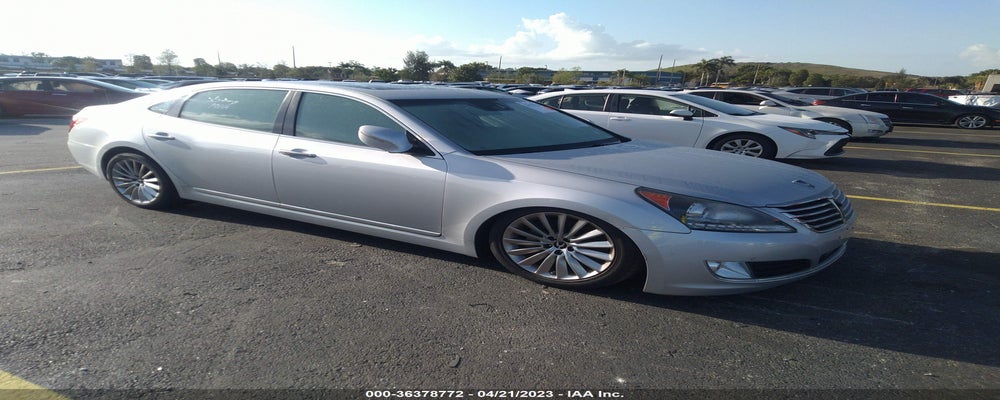 KMHGH4JH7FU093535 2015 HYUNDAI EQUUS photo no. 2