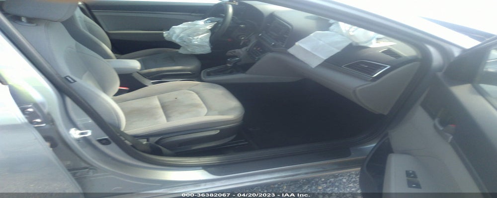5NPD74LF6HH200965 2017 HYUNDAI ELANTRA photo no. 5