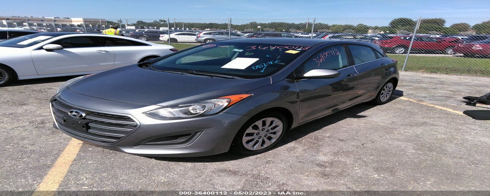 KMHD35LH7HU384673 2017 HYUNDAI ELANTRA GT photo no. 2