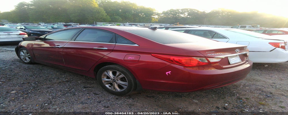 5NPEC4AC6BH306803 2011 HYUNDAI SONATA photo no. 3