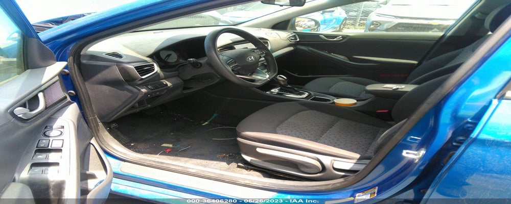 KMHC65LCXJU063692 2018 HYUNDAI IONIQ HYBRID photo no. 5