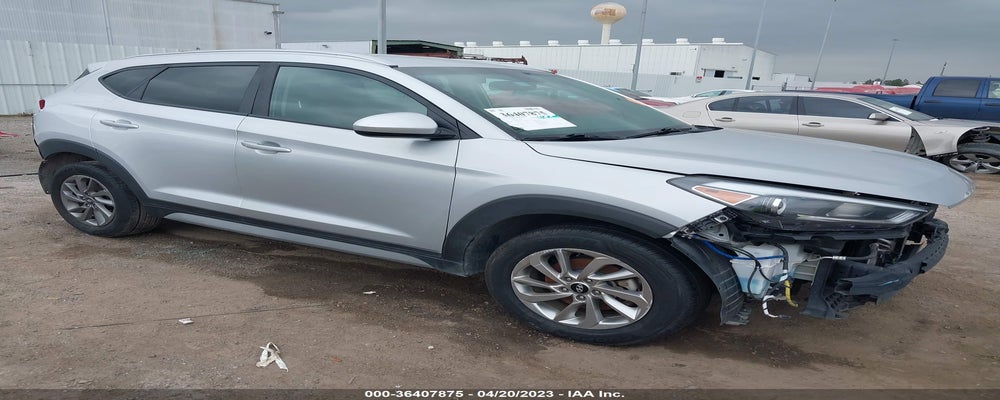 KM8J33A42JU665597 2018 HYUNDAI TUCSON photo no. 2