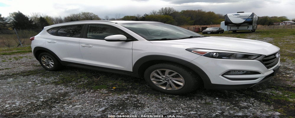 KM8J3CA2XGU104894 2016 HYUNDAI TUCSON photo no. 3