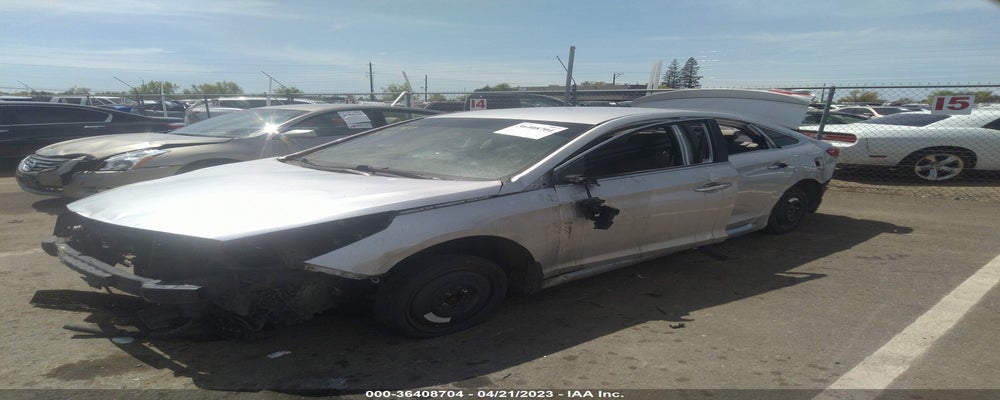 5NPE34AF5GH282477 2016 HYUNDAI SONATA photo no. 2