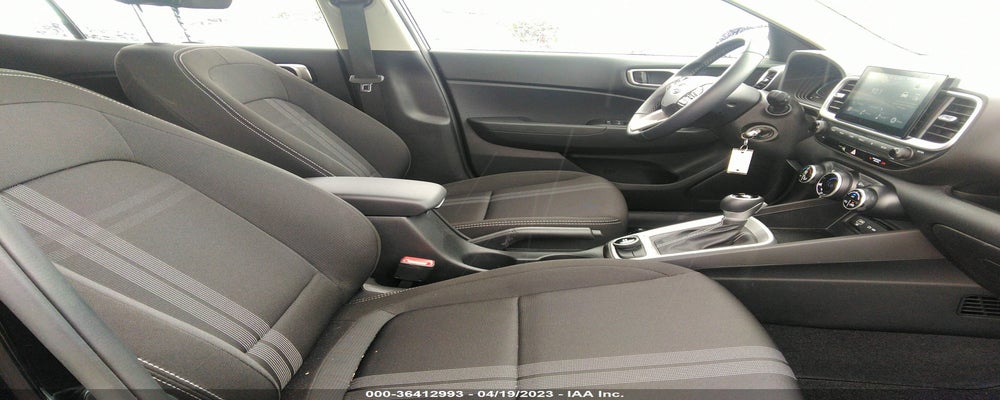 KMHRC8A35PU215927 2023 HYUNDAI VENUE photo no. 5