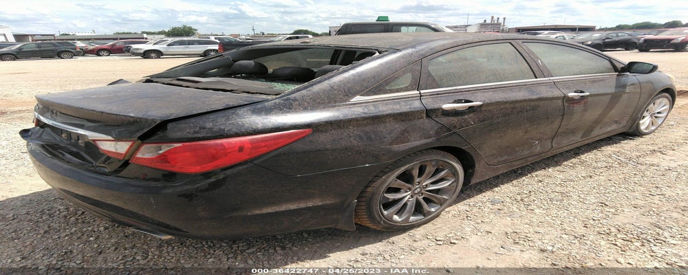 5NPEC4AC6BH307157 2011 HYUNDAI SONATA photo no. 4