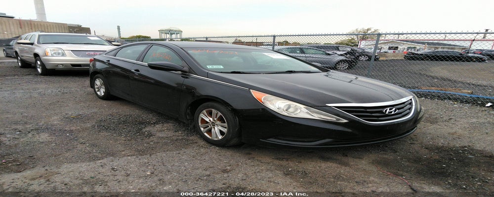 5NPEB4AC3BH101801 2011 HYUNDAI SONATA photo no. 4