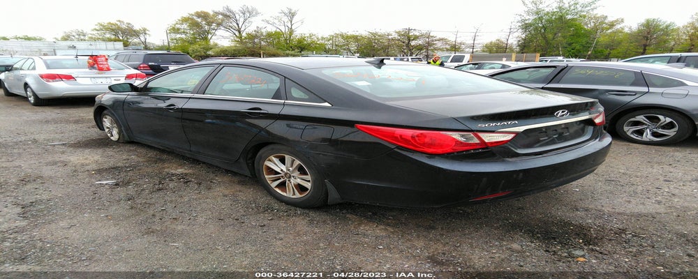 5NPEB4AC3BH101801 2011 HYUNDAI SONATA photo no. 3