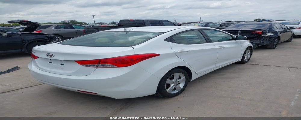 5NPDH4AE5DH289414 2013 HYUNDAI ELANTRA photo no. 4