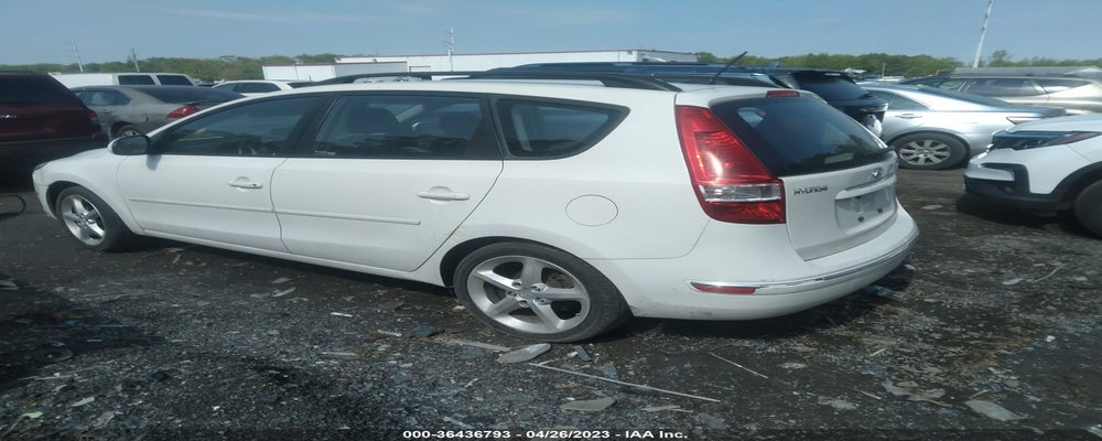 KMHDC8AE5AU083934 2010 HYUNDAI ELANTRA TOURING photo no. 3