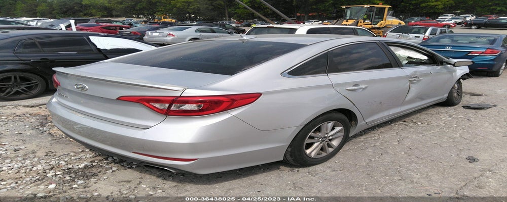 5NPE24AF0FH222527 2015 HYUNDAI SONATA photo no. 4