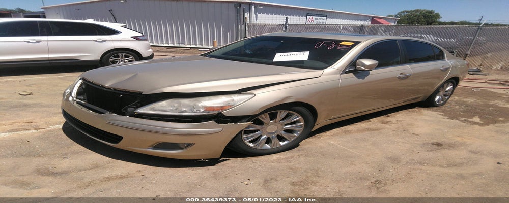KMHGC4DE0AU105937 2010 HYUNDAI GENESIS photo no. 2