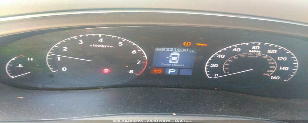 KMHGC4DE0AU105937 2010 HYUNDAI GENESIS photo no. 7