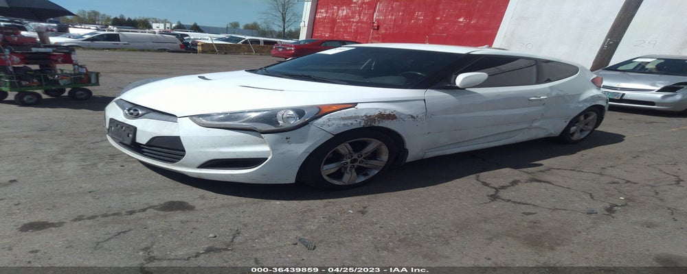 KMHTC6AD1CU042422 2012 HYUNDAI VELOSTER photo no. 2