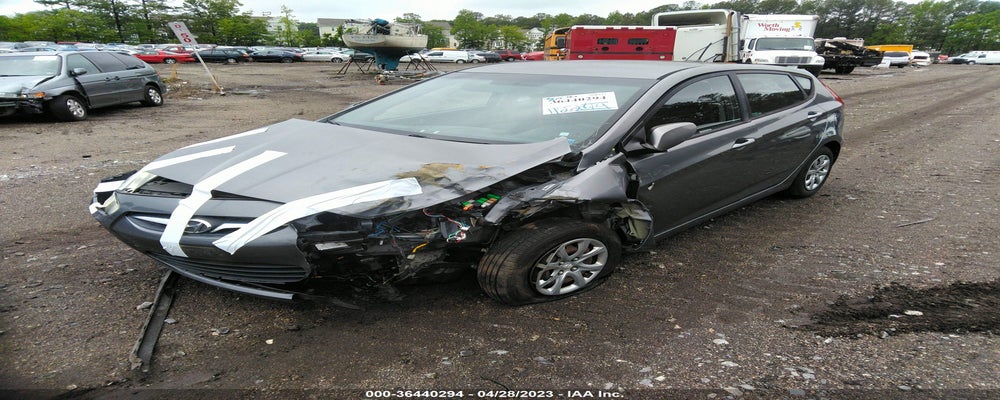 KMHCT5AE6EU176056 2014 HYUNDAI ACCENT photo no. 2