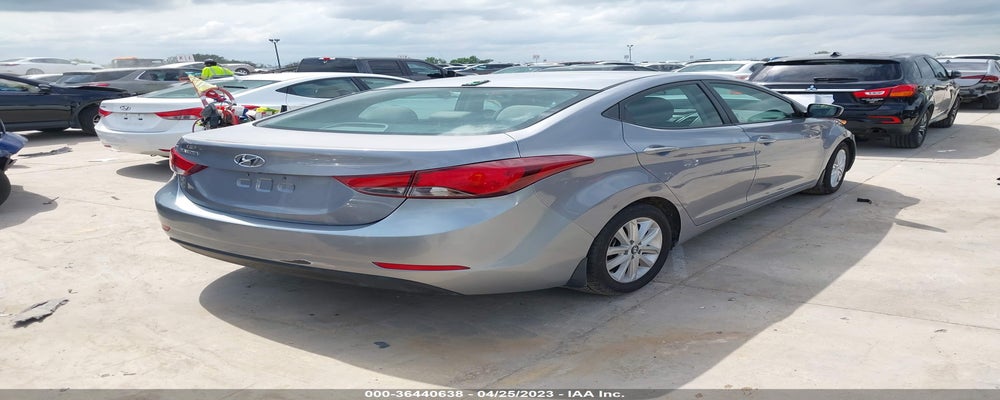5NPDH4AE6GH680835 2016 HYUNDAI ELANTRA photo no. 4
