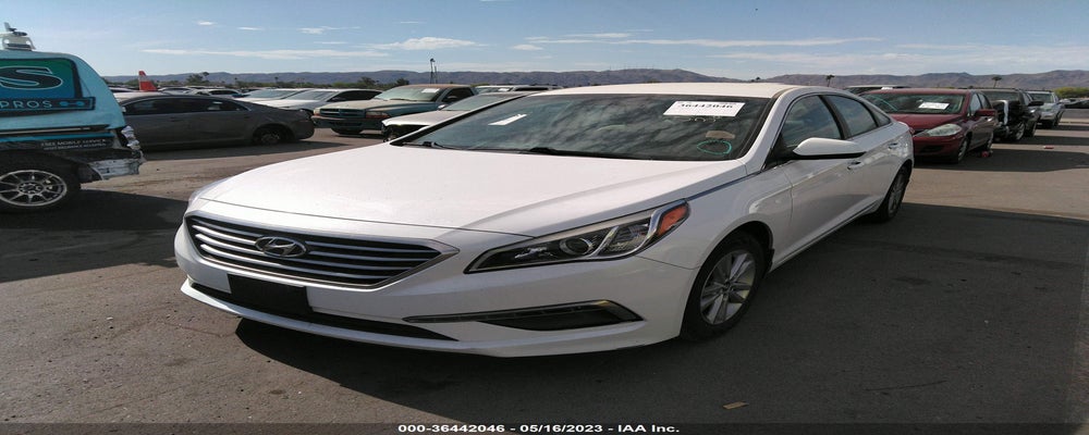 5NPE24AF4FH182601 2015 HYUNDAI SONATA photo no. 2