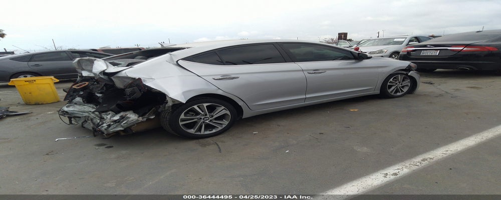 5NPD84LF7HH086696 2017 HYUNDAI ELANTRA photo no. 4