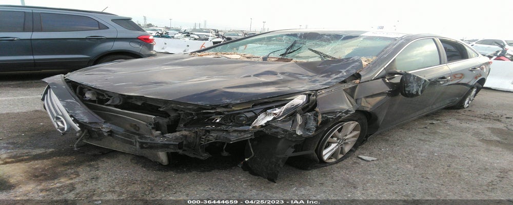 5NPE24AF7FH253662 2015 HYUNDAI SONATA photo no. 2