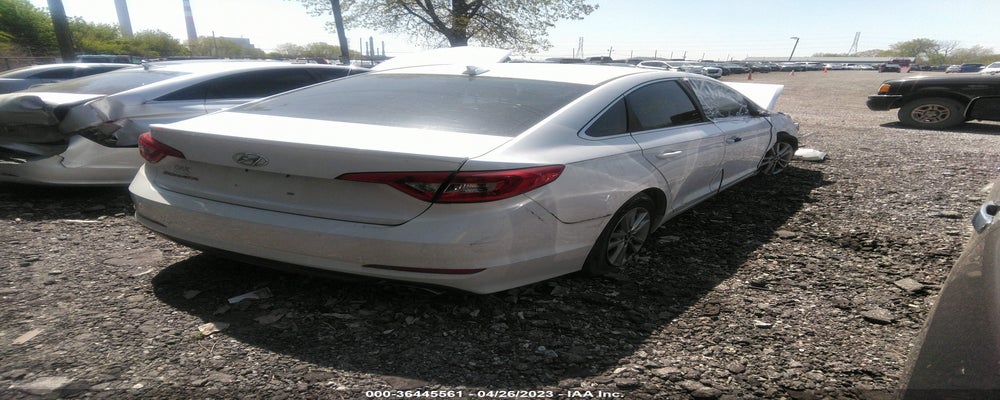 5NPE24AF2HH547697 2017 HYUNDAI SONATA photo no. 4