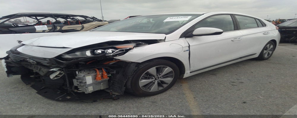 KMHC75LD6JU090930 2018 HYUNDAI IONIQ PLUG-IN HYBRID photo no. 2