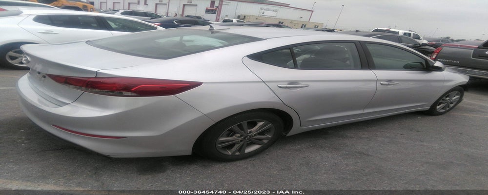 5NPD84LFXJH286770 2018 HYUNDAI ELANTRA photo no. 4