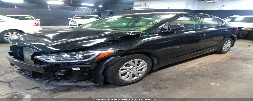5NPD74LF4JH386415 2018 HYUNDAI ELANTRA photo no. 2