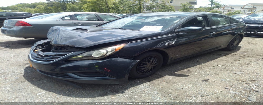 5NPEB4AC8BH248132 2011 HYUNDAI SONATA photo no. 2