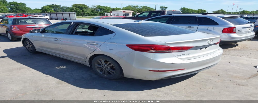 5NPD84LFXJH246379 2018 HYUNDAI ELANTRA photo no. 3