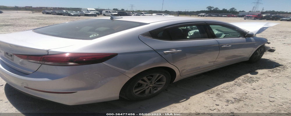 5NPD84LF3JH335145 2018 HYUNDAI ELANTRA photo no. 4