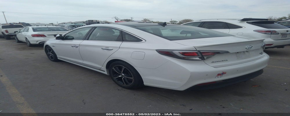 KMHE34L18GA019369 2016 HYUNDAI SONATA photo no. 3