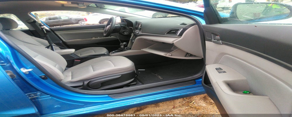 5NPD84LF4HH121999 2017 HYUNDAI ELANTRA photo no. 5