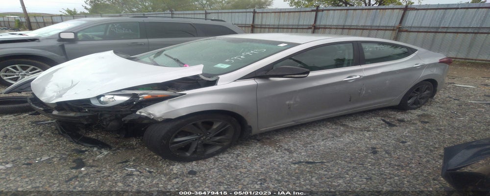 5NPDH4AE2FH592945 2015 HYUNDAI ELANTRA photo no. 2