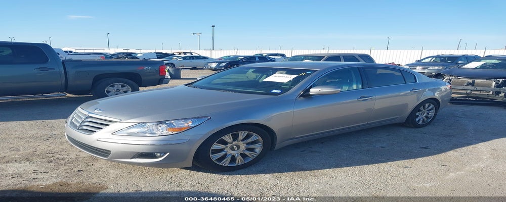 KMHGC4DE8BU122860 2011 HYUNDAI GENESIS photo no. 2