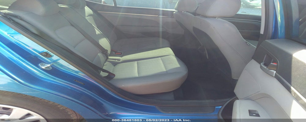 005NPD74LF8HH0999 2017 HYUNDAI ELANTRA photo no. 8