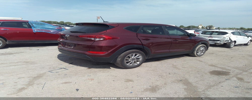 KM8J23A46HU550935 2017 HYUNDAI TUCSON photo no. 4
