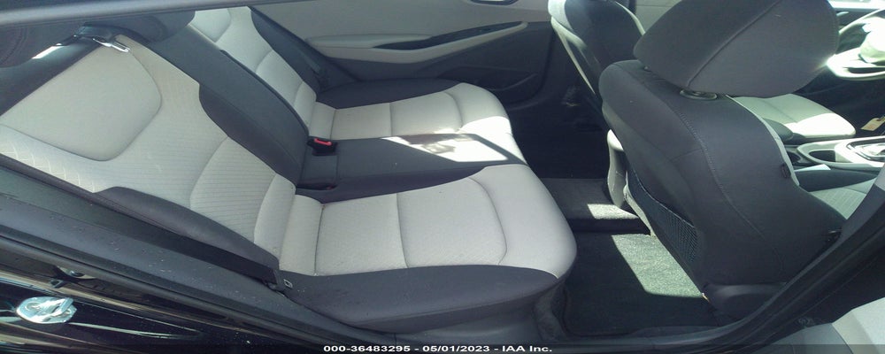KMHC65LC0HU024796 2017 HYUNDAI IONIQ HYBRID photo no. 8