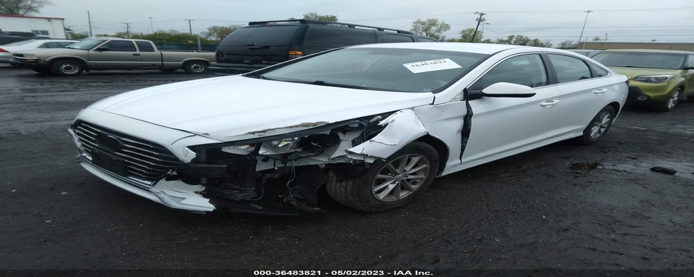 5NPE24AF7KH790106 2019 HYUNDAI SONATA photo no. 2
